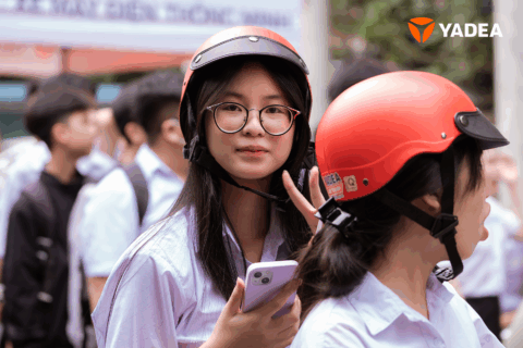 Artboard 7 copy YADEA lan tỏa văn hóa giao thông an toàn tại Trường THPT Trần Văn Ơn