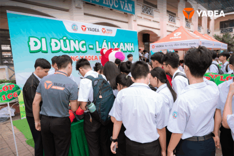 Artboard 8 YADEA lan tỏa văn hóa giao thông an toàn tại Trường THPT Trần Văn Ơn