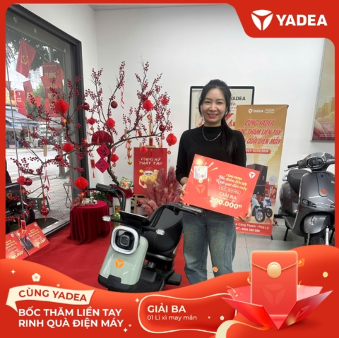 622878228_1199050249065776_6484776687202360281_n Lộc xuân gõ cửa – Nhiều khách hàng YADEA may mắn nhận quà điện máy AQUA giá trị
